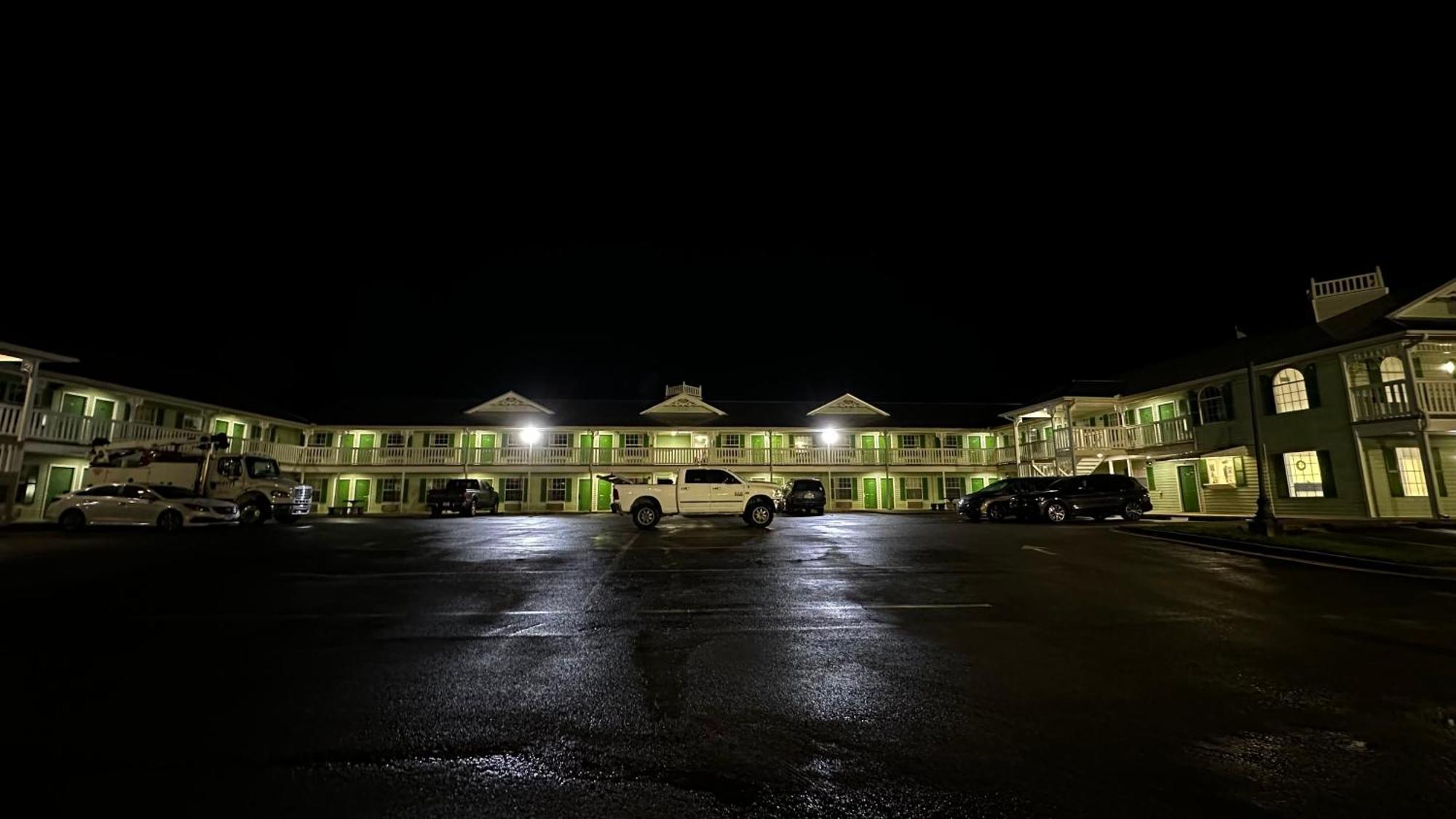 Key West Inn - Chatsworth Esterno foto